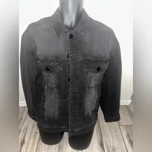 Men’s nwot fashion nova black jean jacket “ sacrifice” print on the back size L